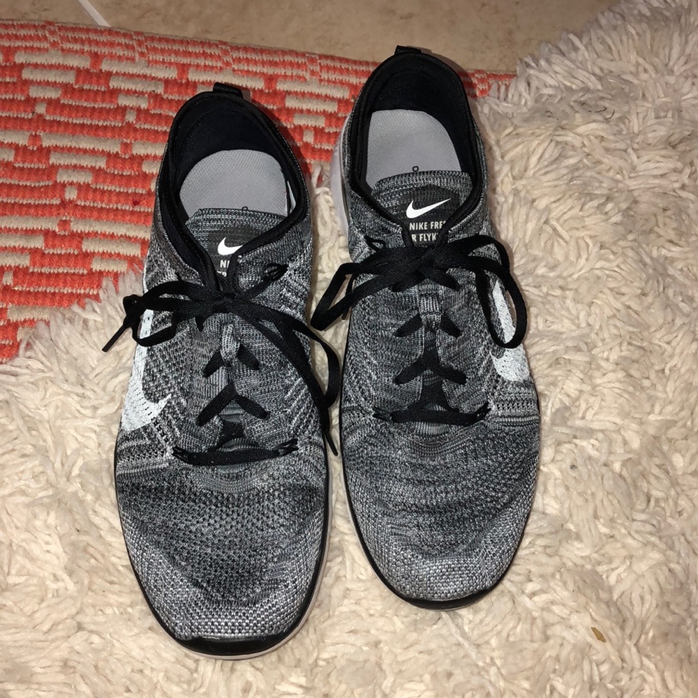 Women’s Nike Free TR FLYKNIT 5.0